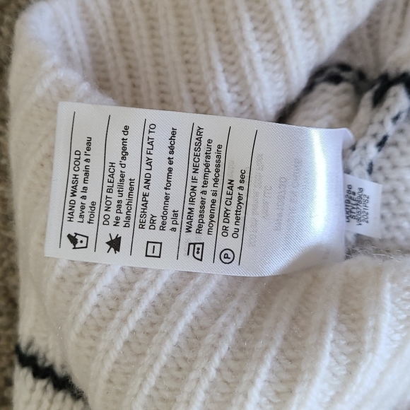 Vince Cashmere Striped Fitted Crew Neck - Picture 6 of 6